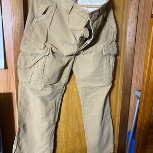American Eagle Outfitters Men's Khaki Cargo Pants